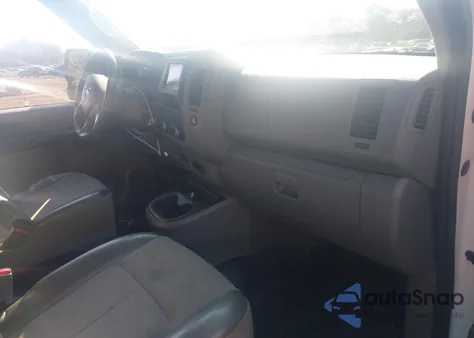 2019 Nissan Nv Cargo Nv2500 Hd S V6 z USA, uszkodzony, nr VIN 1N6BF0LY4KN802742